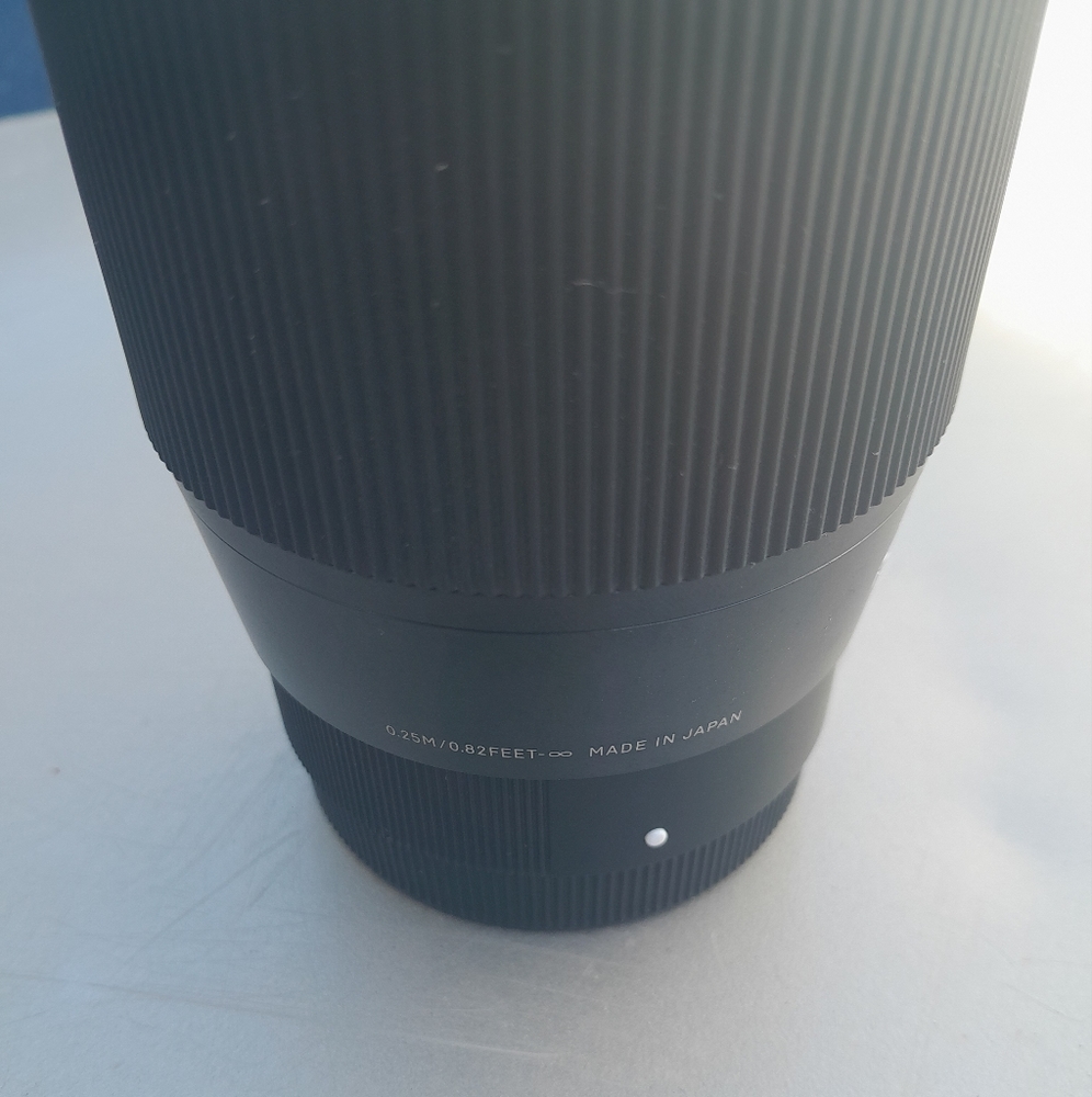 Sigma Lens - Picture 5 of 5